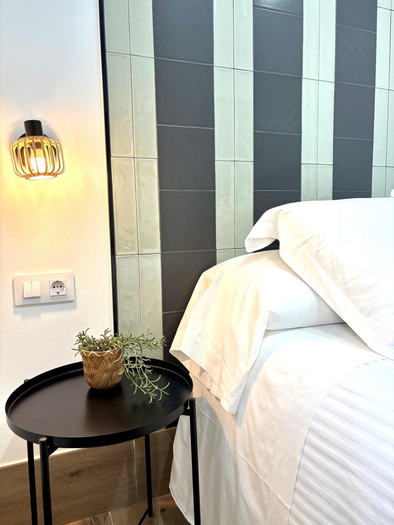5 Soles Hotel การ์โมนา ภายนอก รูปภาพ