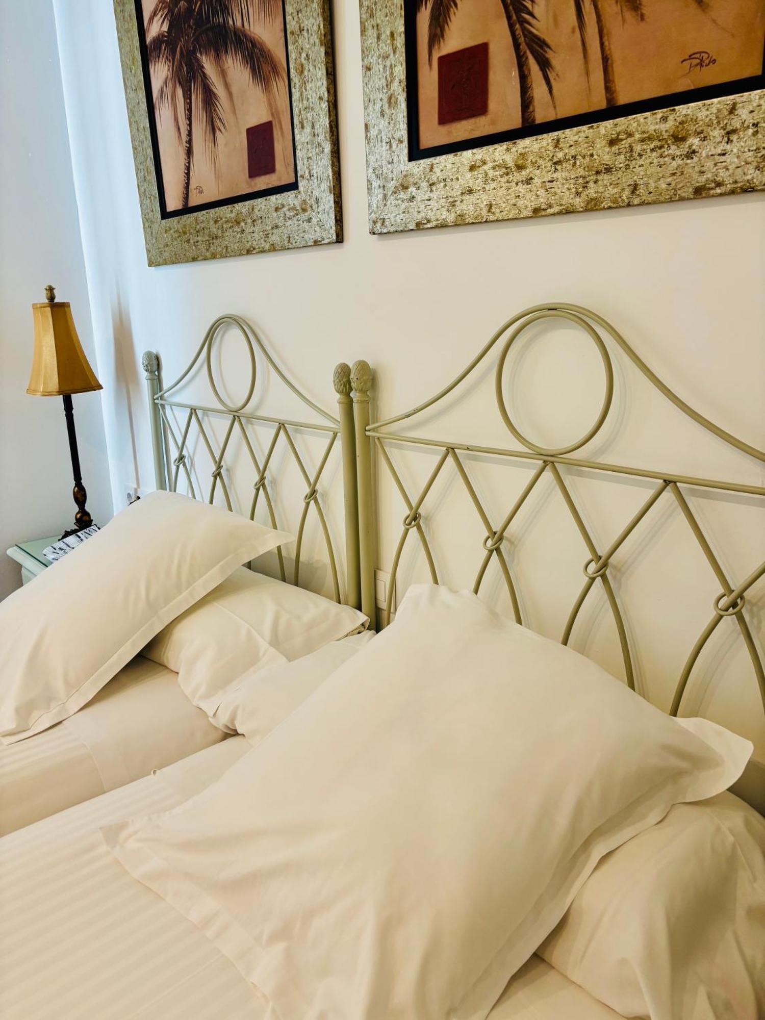 5 Soles Hotel การ์โมนา ภายนอก รูปภาพ